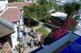 Территория Escuela De Idiomas Nerja