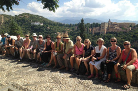 Студенты Escuela De Idiomas Nerja на экскурсии