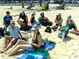 Студенты Proyecto Espanol Alicante на пляже