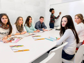 Españolé Spanish School