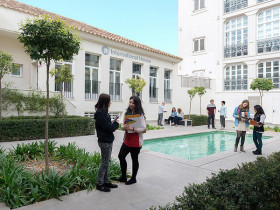 Españolé Spanish School