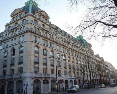 Здание школы Accord в Париже