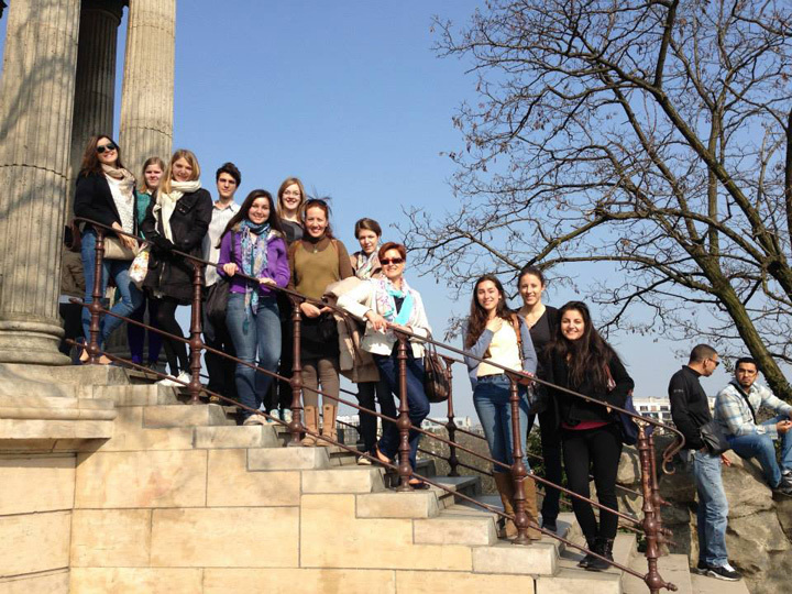 Студенты France Langue Paris Victor Hugo