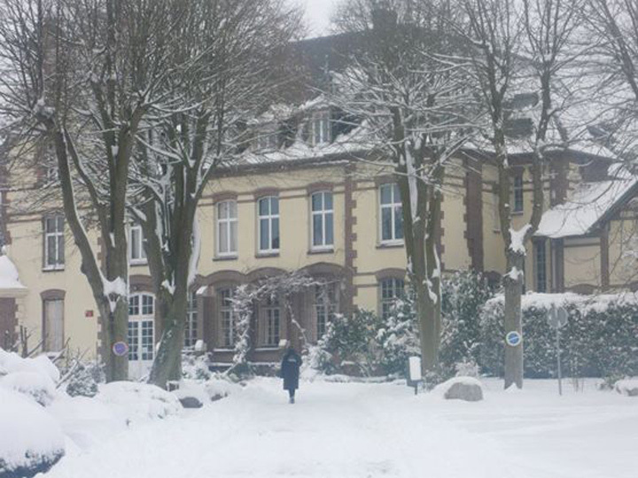 Здание Ecole des Roches