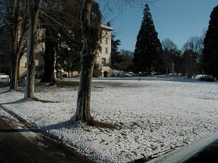 Территория Ecole des Roches