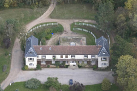 Здание Ecole des Roches