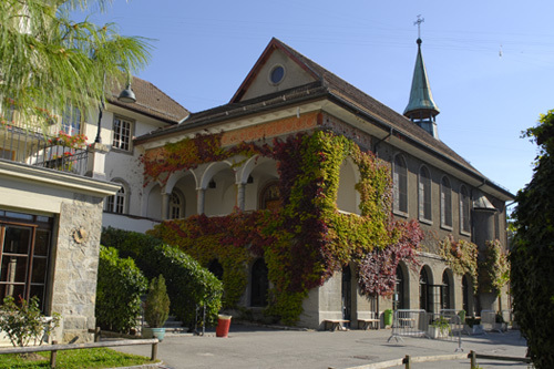 Здание Champittet College