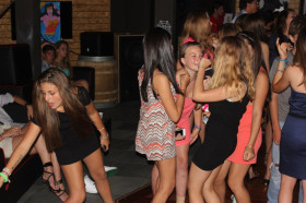 На дискотеке