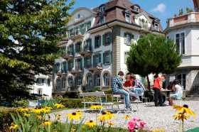 Территория Brillantmont International School