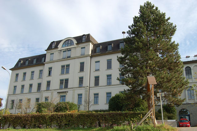 Здание ALPADIA Language Schools Zug