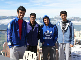 Студенты Leysin American School