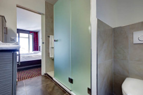 Жилая комната студентов SLC Swiss Language Club Neuchatel