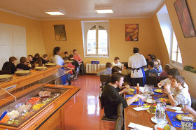 Обед в Ecole Lemania