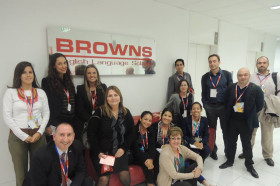 Студенты Browns English Language School Brisbane