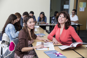 Студенты Embassy English Melbourne на занятиях