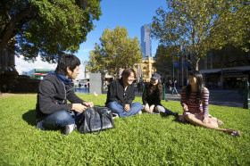 Студенты Embassy English Melbourne