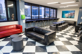 Комната отдыха для студентов Embassy English Surfers Paradise