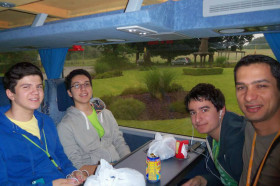 Студенты CERAN в экскурсионном автобусе