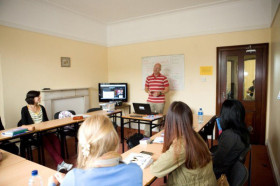 Студенты Linguaviva Centre на занятиях