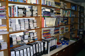 Библиотека Linguaviva Centre