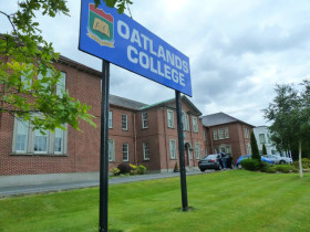 Здание Shandon Language Solutions