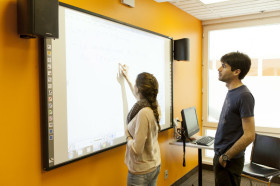 Студенты EC Montreal на занятиях