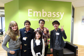 Студенты Embassy English Toronto
