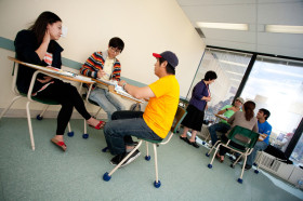 Студенты Embassy English Toronto на занятиях