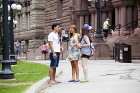 Студенты Embassy English Toronto