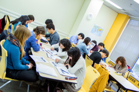 Студенты ILSC Toronto на занятиях