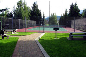 Теннисный корт