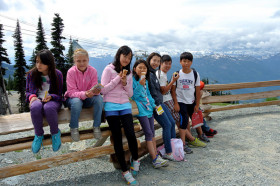 Студенты Bodwell High School Whistler в горах