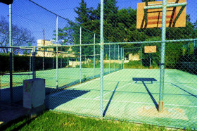 Спортивные площадки