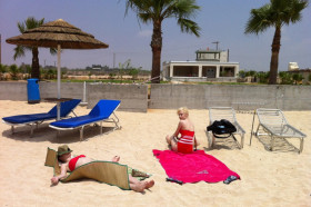 Студенты Ayia-Napa School на пляже