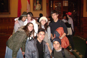 Студенты ILAC Toronto в здании парламента