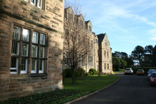 Здание школы Barnard Castle School