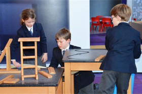 Студенты Barnard Castle School