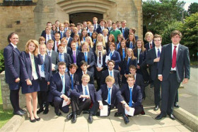 Студенты Barnard Castle School