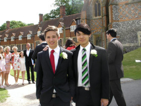 Студенты Bradfield College