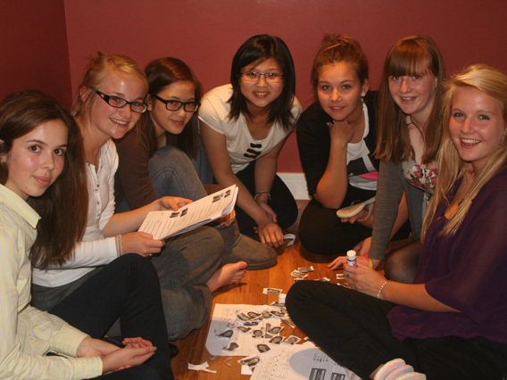 Студенты Brighton College