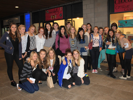 Студенты Brighton College