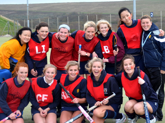 Студенты Brighton College