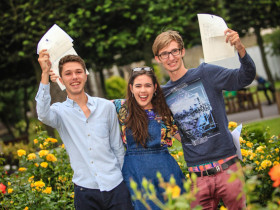 Студенты Brighton College