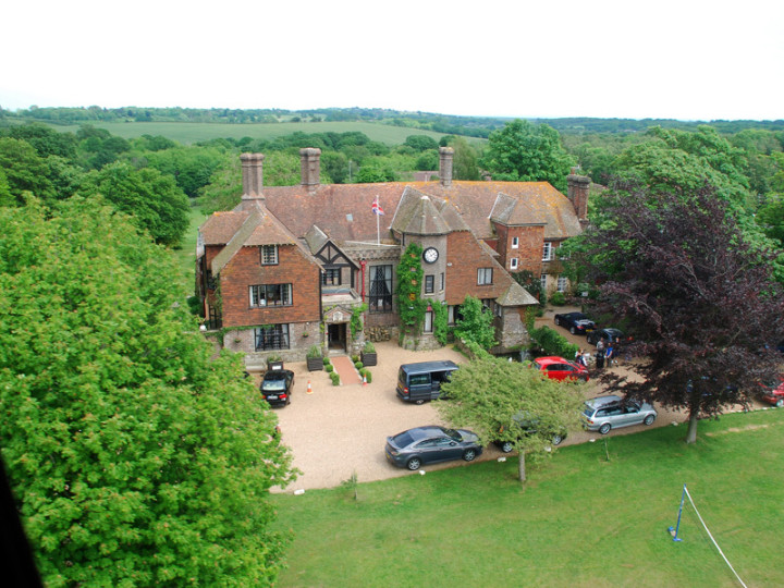 Здание Buckswood School