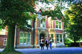 Здание CATS College