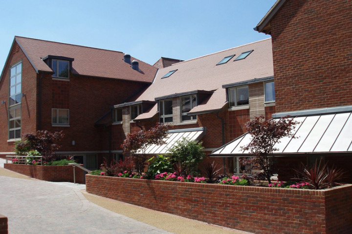 Здание Caterham School