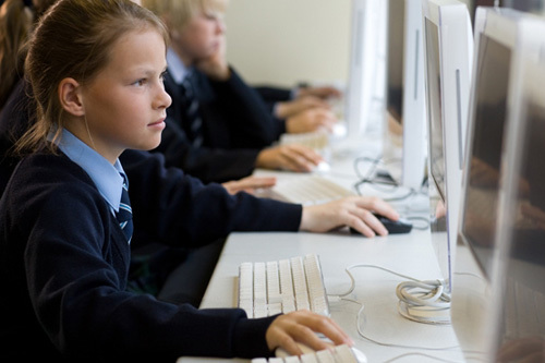 Студенты Cheltenham College на занятиях