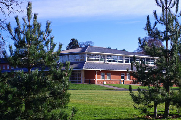 Здание Concord College