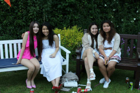 Студенты Dover College