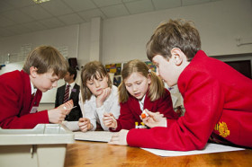 Студенты Haileybury College на занятиях